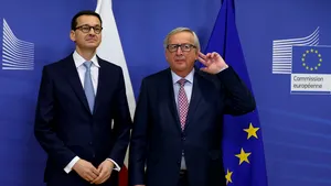 Prim-ministrul Poloniei, la Bucureşti: Trebuie să scăpăm de moştenirile proaste