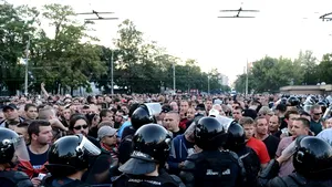 Jandarmeria vrea să înveţe de la FBI cum pot fi controlate mulţimile