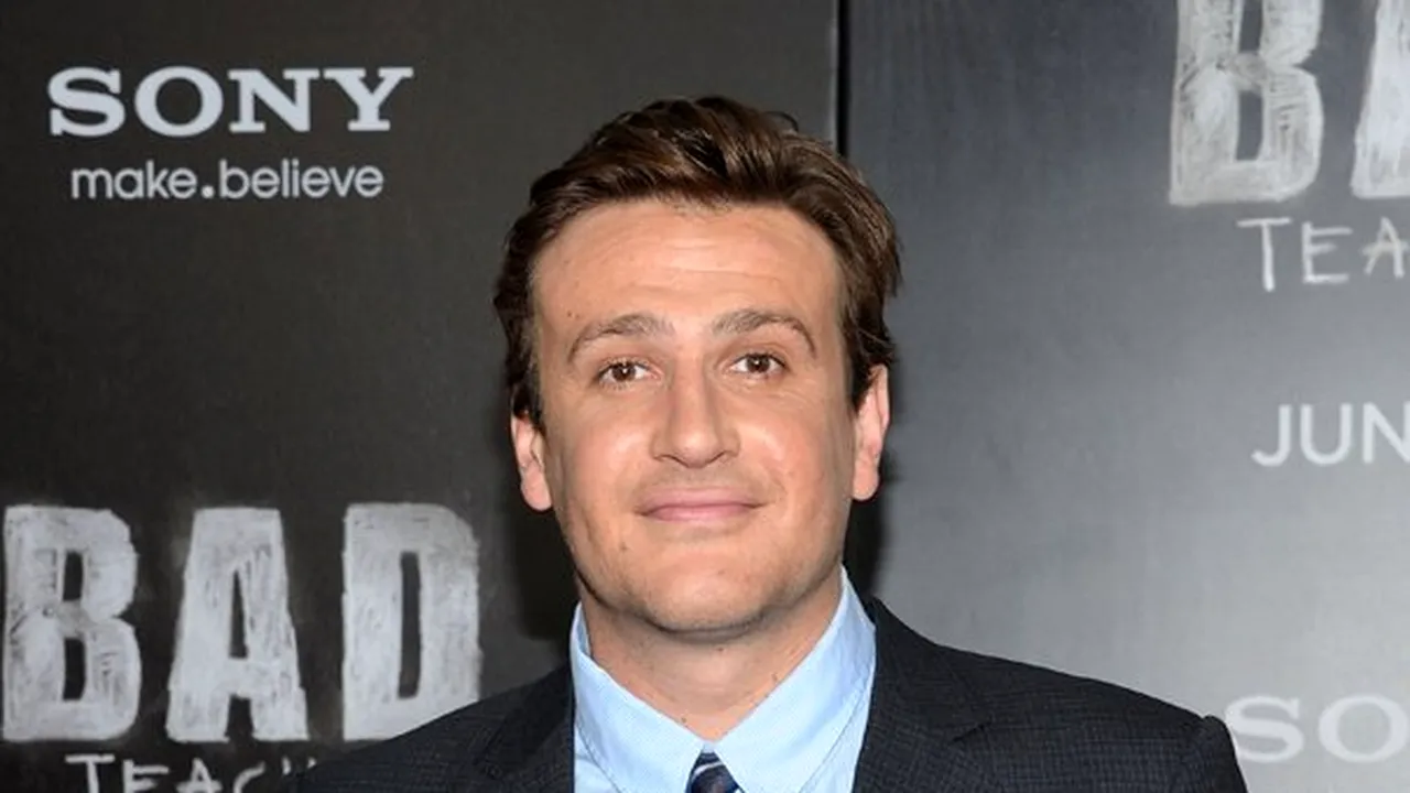 Jason Segel a primit titlul de bărbatul anului din partea Universităţii Harvard