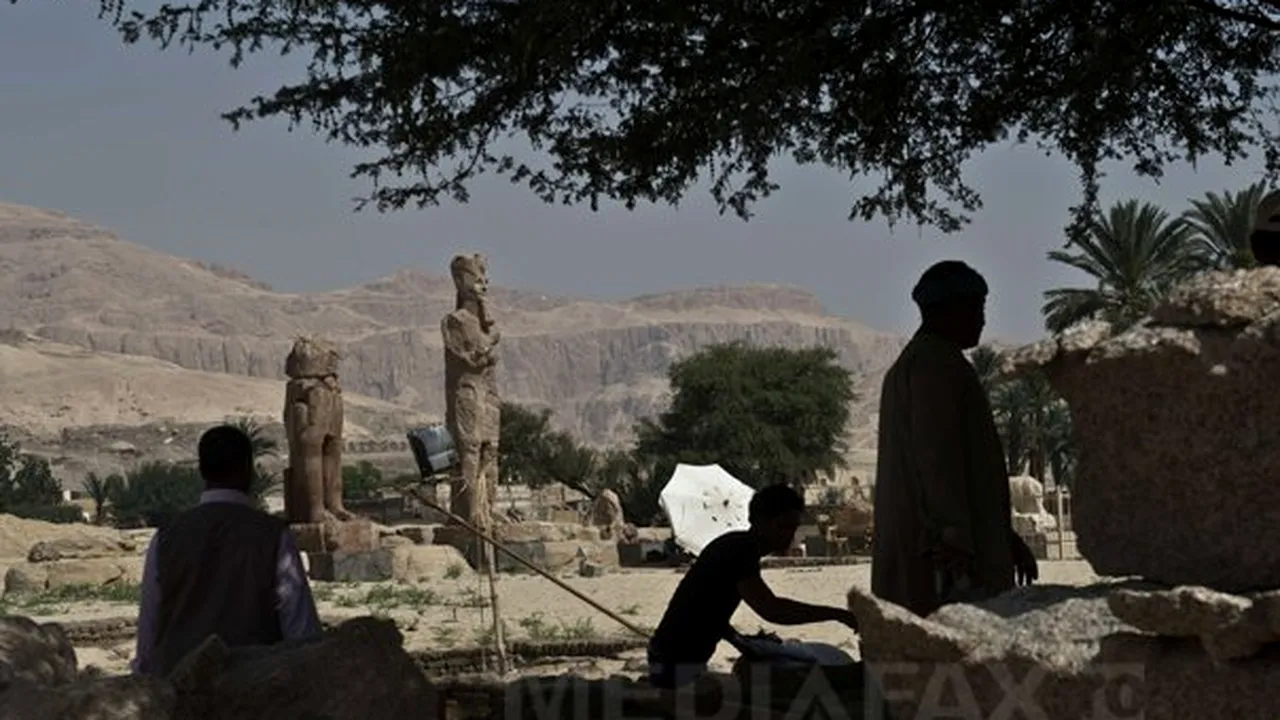 A cincea statuie uriaşă a faraonului Amenhotep al III-lea, dezvelită în Egipt