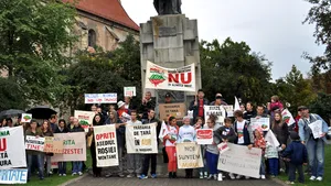 Proteste în mai multe oraşe din ţară faţă de proiectul ROŞIA MONTANĂ
