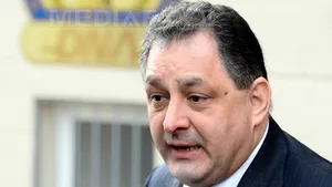 Vanghelie strânge semnături pentru candidatura sa la alegerile din iunie