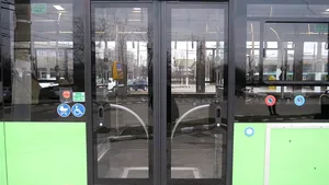 Premieră la Oradea: primul autobuz hibrid va circula pe traseele din oraş