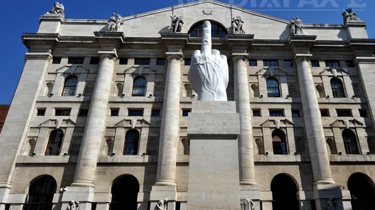 Moody's a coborât ratingul Italiei cu trei trepte, la A2, cu perspectivă negativă