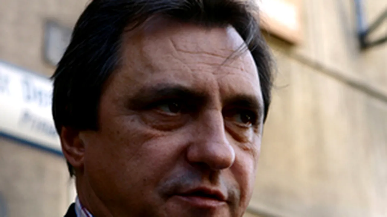 Romanian President Pushes For 6-Mo Moratorium On Wages, Pensions - Unionists