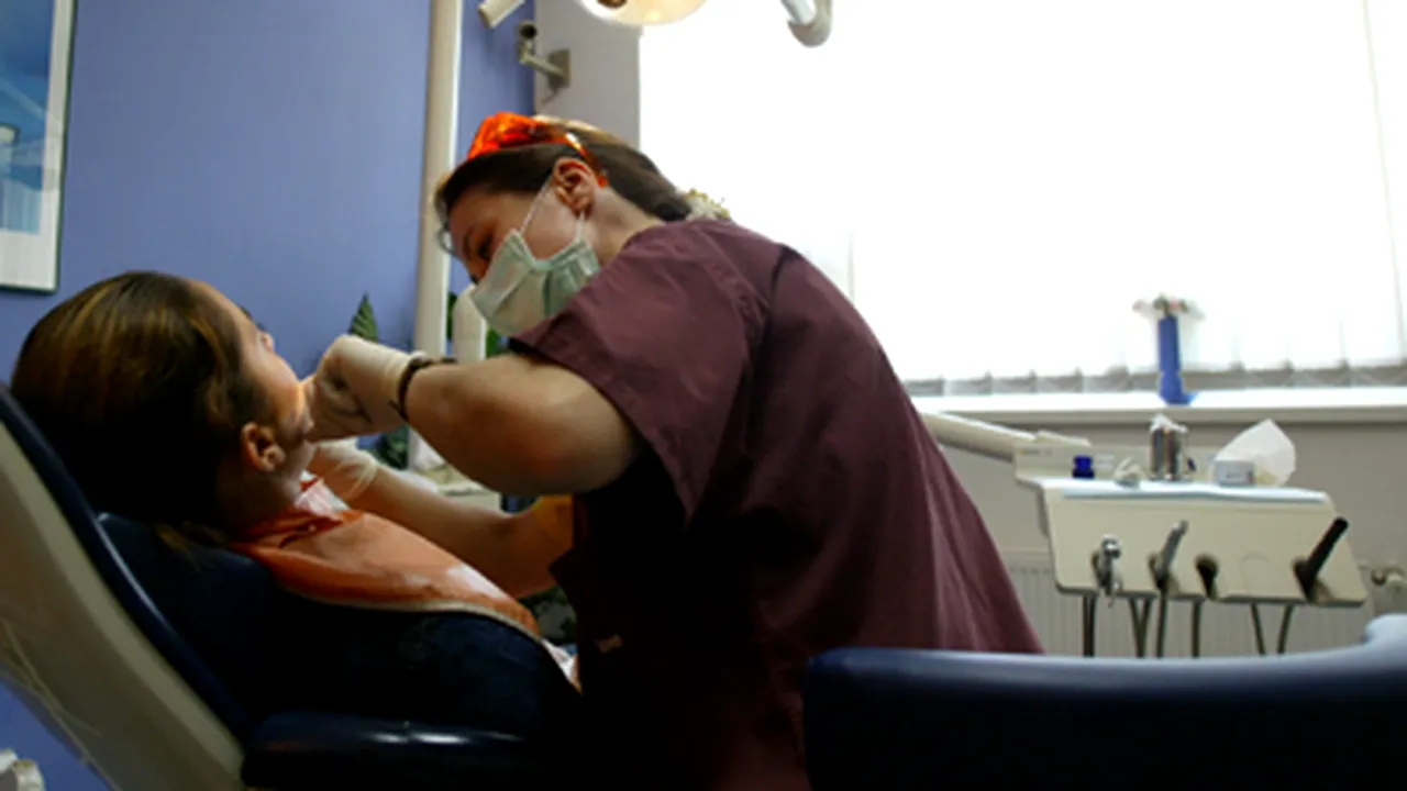Cancerul oral, depistat în 5 minute