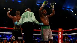 Chad Dawson l-a învins pe Bernard Hopkins şi a cucerit titlul WBC la categoria semigrea