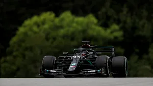 Lewis Hamilton, singurul pilot de culoare din Formula 1, s-a alăturat mişcării Black Lives Matter. 