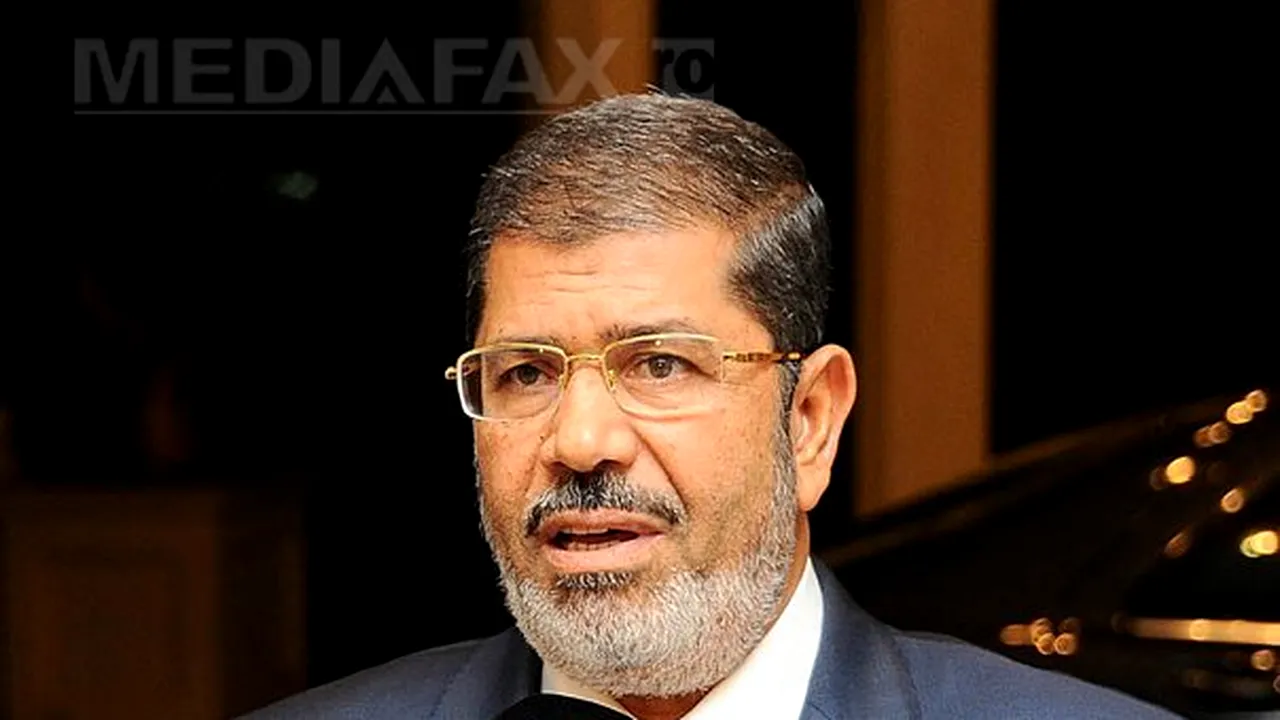 Mohamed Morsi solicită modificarea decretului care îi acordă puteri sporite