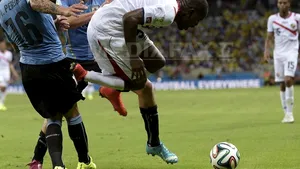 FC Porto l-a achiziţionat pe Maxi Pereira