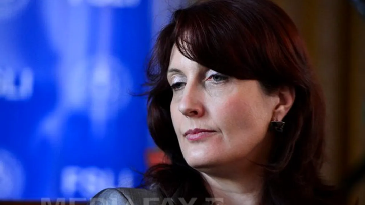 Ştefania Duminică A PLAGIAT. Comisia de Etică a Universităţii Bucureşti: Disertaţia secretarului de stat, plagiat integral al unei lucrări din 2008. RAPORTUL Comisiei