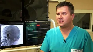 Un caz unic în România. Ştefăniţă Dima, medicul care repară creierul copiilor: Îmi era frică şi aveam emoţii, dar lucrurile astea mă mobilizează - VIDEO 