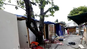 RECONSTITUIREA atacului asupra adolescentului român, la Paris