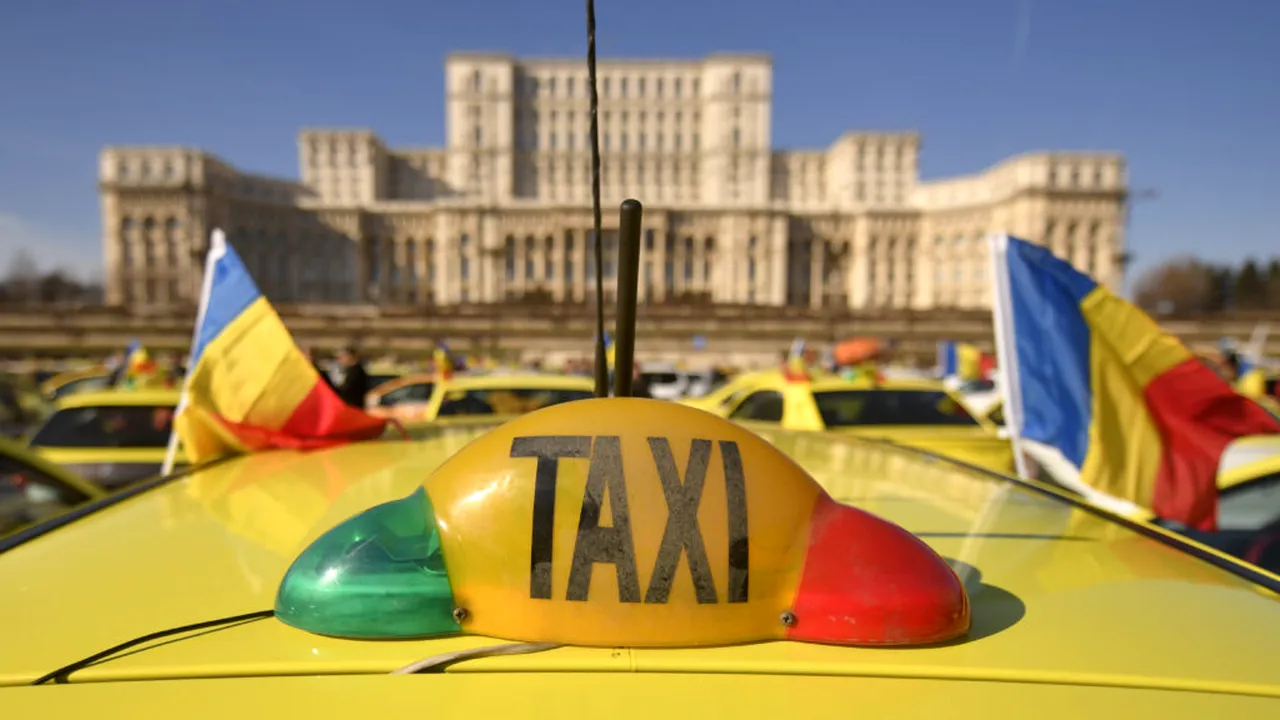 DNA „trage pe dreapta” transportul „la negru” din București, care operează prin platformele partenere BOLT și UBER: mii de șoferi activează fără forme legale, interpușii încasau sume uriașe, firmele nu plăteau taxele. Detalii din ancheta cu prejudiciu de 5,6 milioane de euro