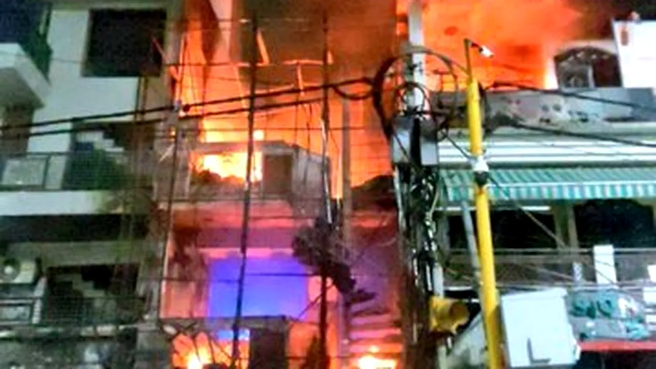 Un incendiu a ucis şase nou-născuţi la o maternitate din capitala Indiei