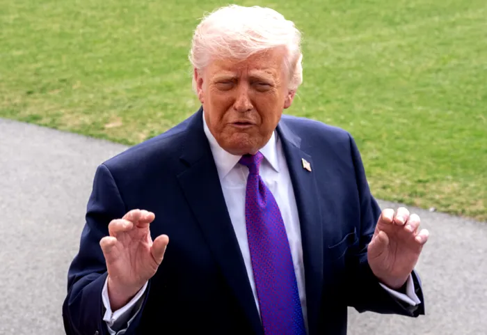 EXTERNE Donald Trump anunță posibilitatea unui acord cu Iranul: Dacă nu, arunc totul în aer și le iau petrolul