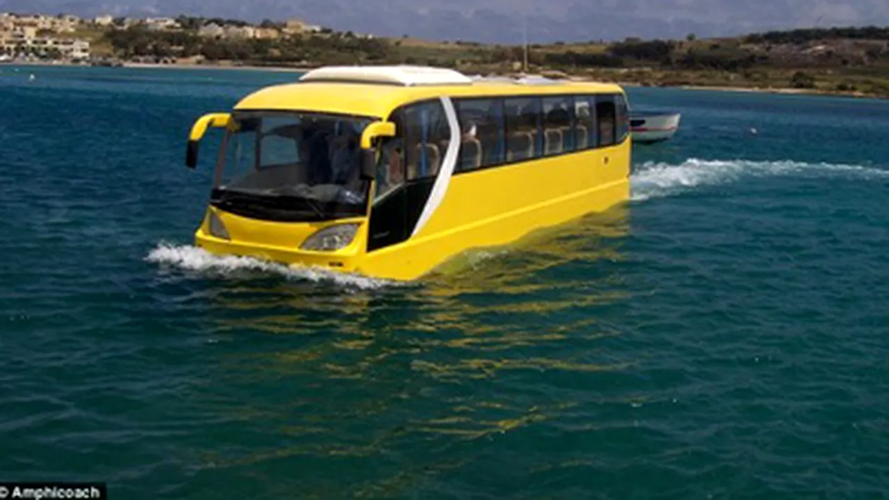 AmphiCoach, autocarul amfibie