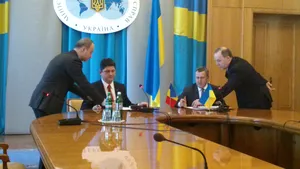 Kievul a cerut opinia Comisiei de la Veneţia privind referendumul din Crimeea