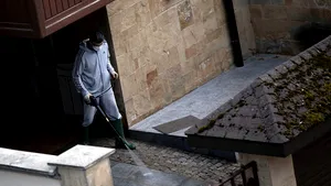 Bulgaria a înregistrat 19 cazuri de Covid-19 în ultimele 24 de ore, iar România 344. Cum reuşesc bulgarii să ţină în frâu epidemia