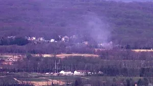 VIDEO Un avion de vânătoare F-16 s-a prăbuşit în Statele Unite. Pilotul s-a catapultat