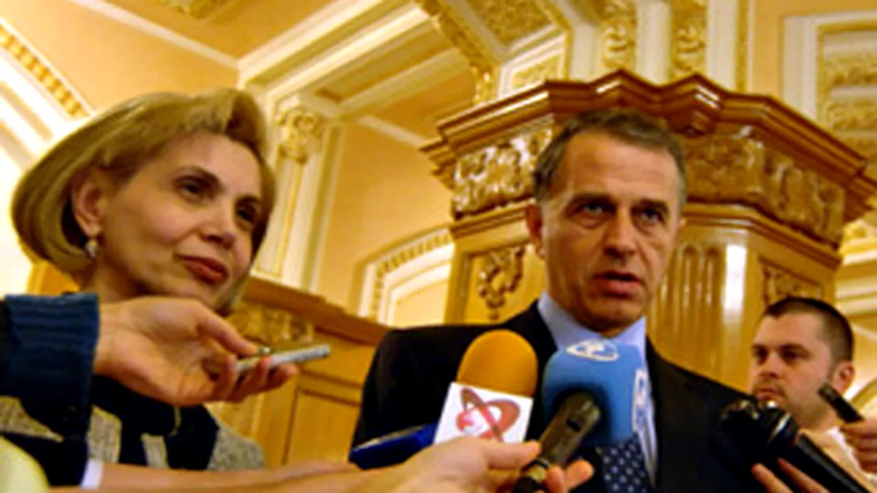Oferta PSD-PC: Salariu minim de 1.000 RON, 8 stadioane de UEFA, 1.000 km de autostradă