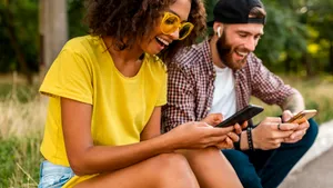 eSIM pentru călătorii în afara UE: ghidul complet pe destinații (2026)