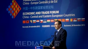 Summit-ul premierilor China-Europa Centrală şi de Est, încheiat cu adoptarea 