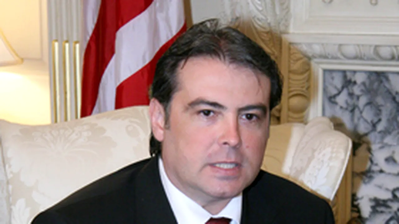 Cioroianu: Dacă rămânem la guvernare după moţiune, Tăriceanu va fi Călin Popescu Highlander