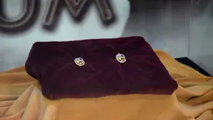 Cercei de aur ”buciumăneşti”, cu care moţii făceau troc pentru vin, expuşi la Muzeul din Alba Iulia - FOTO