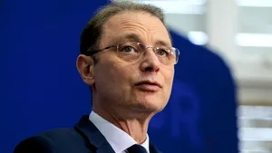 Mai puține primării, mai puține instituții ale statului. Planul Guvernului Niculescu pentru reorganizarea administrației