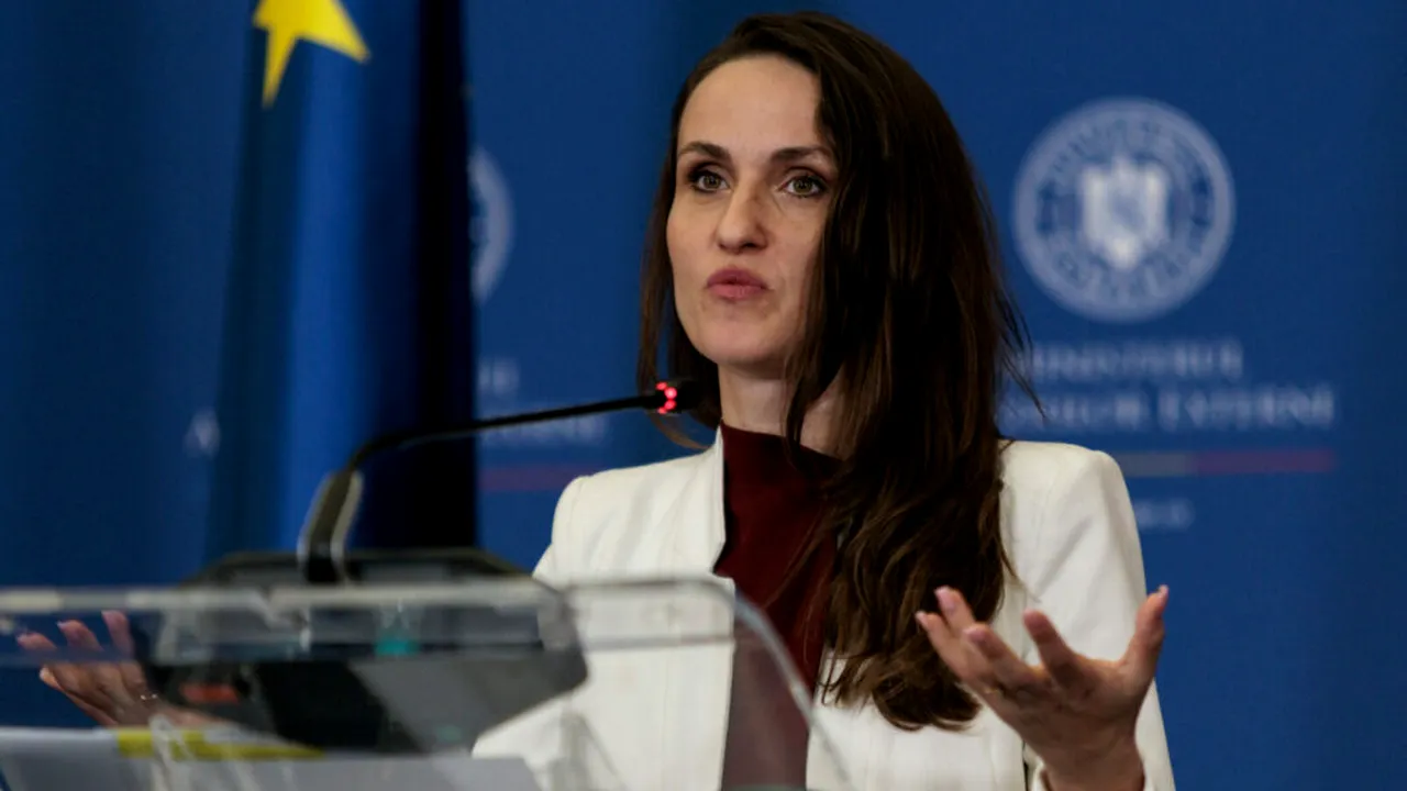 Oana Țoiu: Patru nave atacate și opt morți în Marea Neagră, în 24 de ore. România participă la operațiuni de salvare