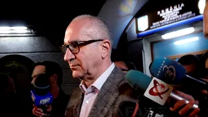 Omul de afaceri Tiberiu Urdăreanu, REŢINUT de procurorii DNA. În acelaşi dosar este vizat şi primarul suspendat al Iaşiului Gheorghe Nichita