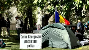 Zeci de amenzi la protestul din fața sediului Arestului Central