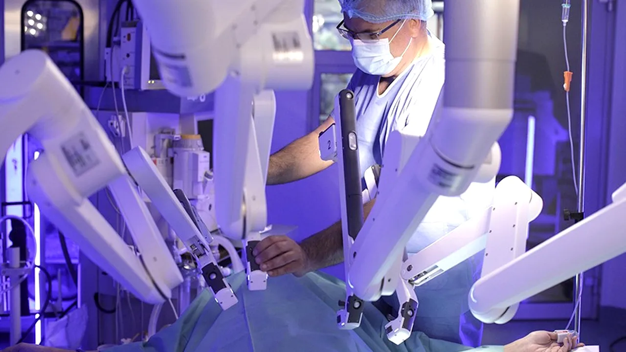 (P) „Doar o uşoară durere îmi amintea că am trecut printr-o operaţie”. Experienţa unui pacient