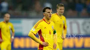 Vlad Chiricheş s-a accidentat în meciul Insulele Feroe - România, scor 0-3: 