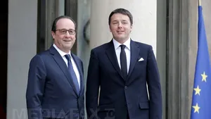 Francois Hollande şi Matteo Renzi încearcă să tempereze disputa pe tema imigranţilor
