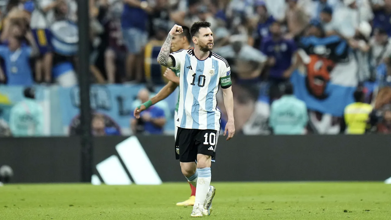 Un pugilist mexican îl ameninţă pe Messi: „Ar face bine să se roage la Dumnezeu să nu-l găsesc eu”