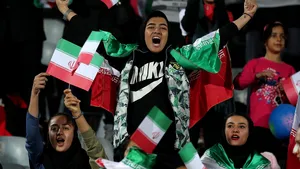 Decizie în Iran: Femeile au voie să intre joi pe stadion, pentru prima dată după decenii de interdicţie