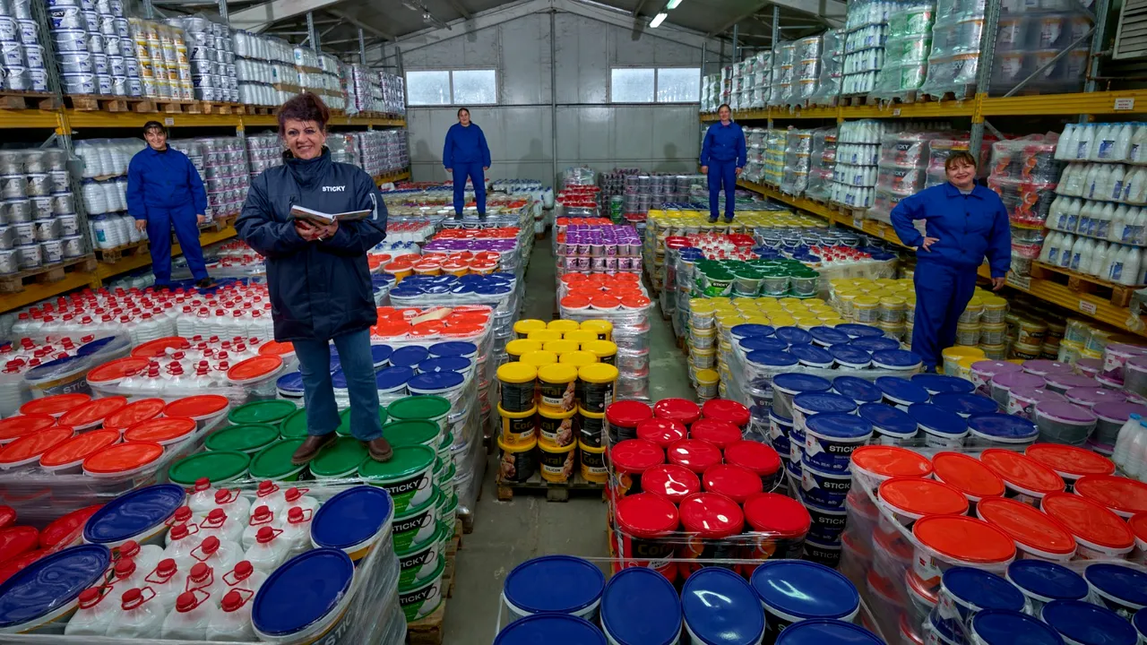 ROCA Industry raportează venituri combinate de aproape 400 mil. lei în 2022 şi vizează listarea pe piaţa principală a Bursei anul acesta