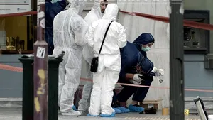 Un bărbat grec şi-a ucis fiul prin împuşcare după care i-a incendiat cadavrul