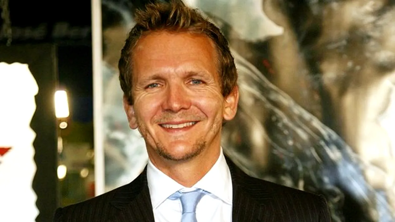 Actorul Sebastian Roché va fi înlocuit de Mark Sheppard la Comic Con Bucureşti 2014