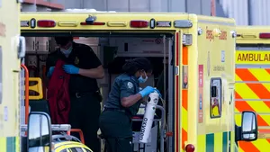 Ţara în care există un deces la fiecare şase minute din cauza Covid-19. Autorităţile înăspresc restricţiile