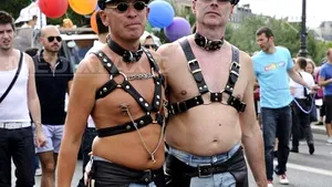 Legalizarea căsătoriilor între homosexuali poate duce la un mediu mai săntos pentru aceştia