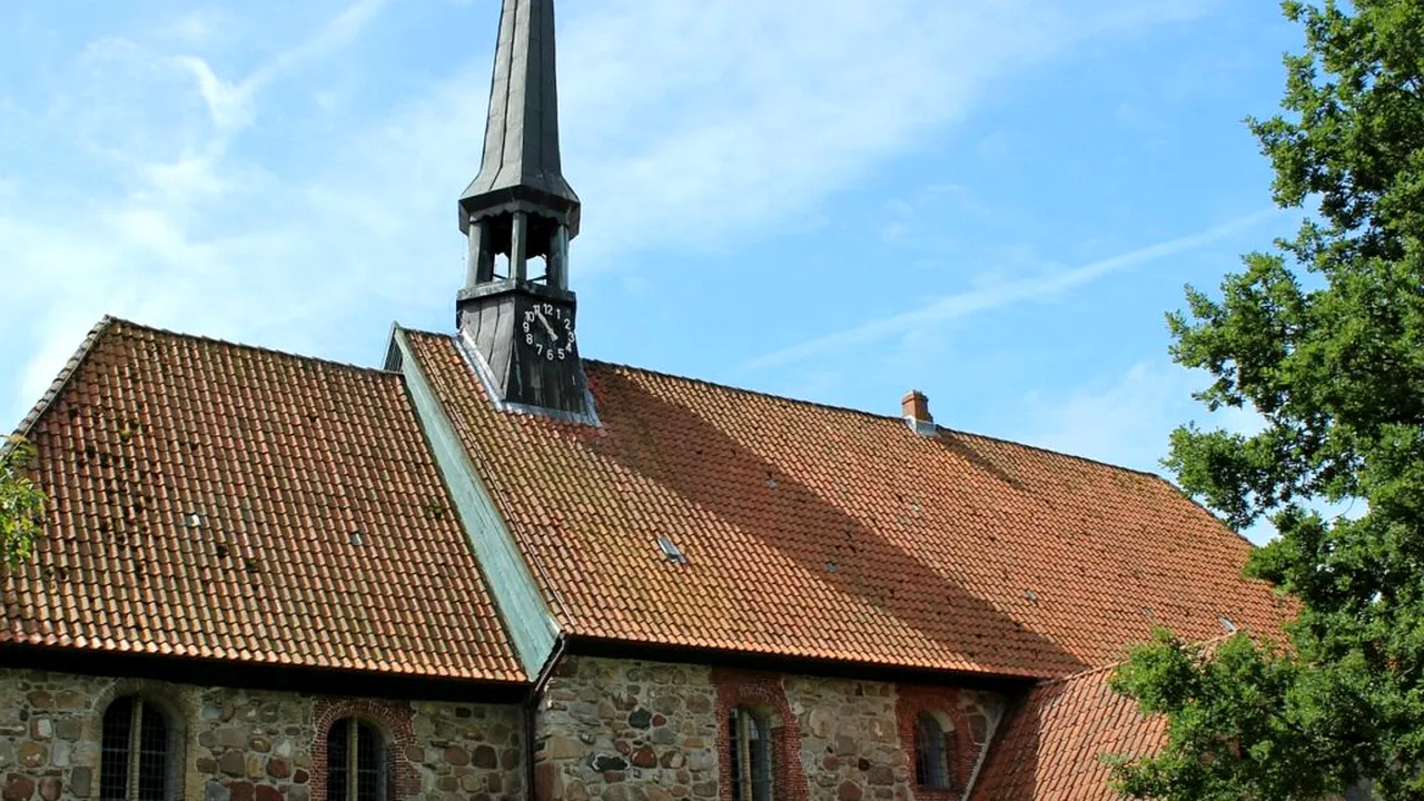 Cea mai veche clădire din Anglia a supraviețuit timp de 15 secole și încă este folosită