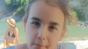 UPDATE/O fată de nouă ani a dispărut de pe o plajă din Năvodari. Polițiștii cer ajutorul populației