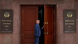 Minskul acuză Franţa de „piraterie aeriană” pentru că nu a permis accesul unui avion din Belarus să intre în spaţiul său aerian