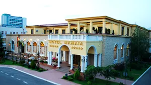 Hotelul Mamaia, cumpărat de un bucureştean. Vezi cât a costat