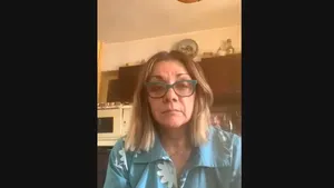 Actriţa Carmen Tănase despre mască: „Nu mă mai tem de acest virus! Am dreptul să respir, iar dreptul acesta nu mi-l ia nimeni”