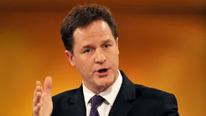 Vicepremierul britanic Nick Clegg a refuzat să dezvăluie estimări oficiale ale numărului de imigranţi români şi bulgari