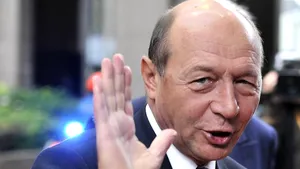 Băsescu, în prima sa vizită în Republica Moldova ca cetăţean/ Mesaj pentru Dodon: Nu mai pierde vreme, ia-o spre vest că asta-i direcţia! - VIDEO